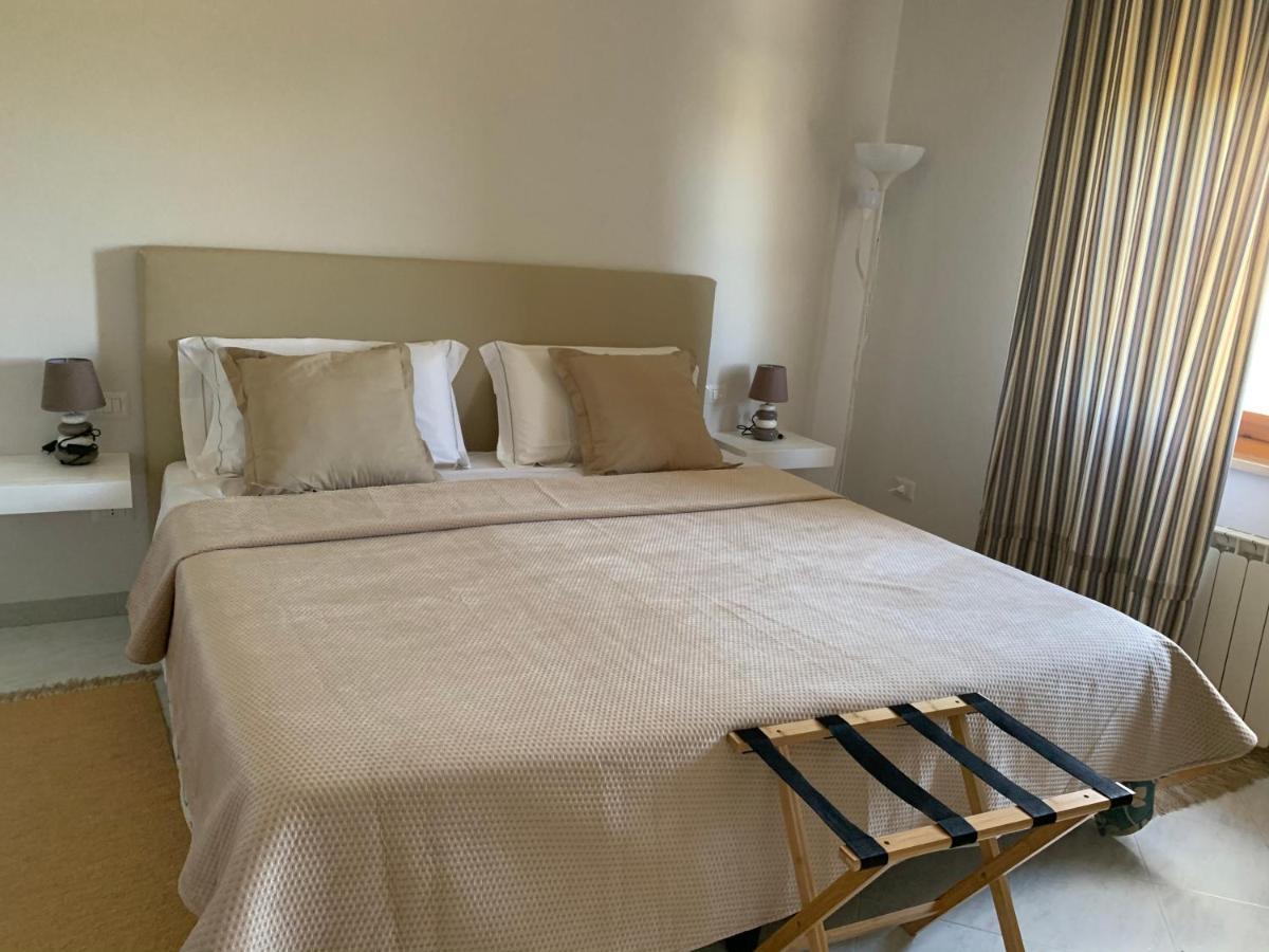 L'Oasi Di Franco Bed & Breakfast Villa San Pietro Bagian luar foto