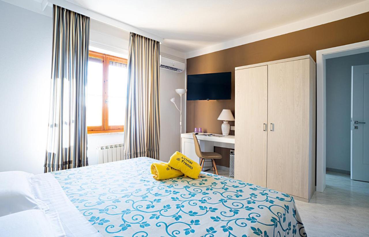 L'Oasi Di Franco Bed & Breakfast Villa San Pietro Bagian luar foto